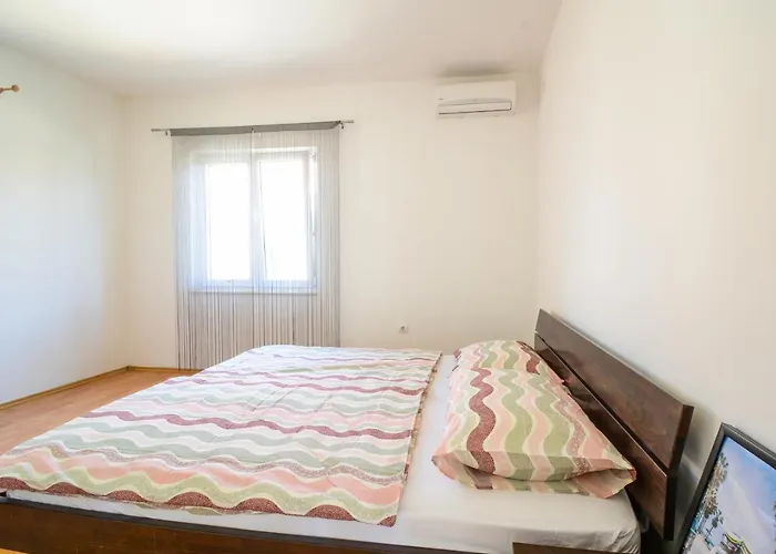 Apartment Guest House Leo